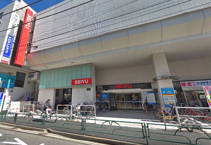 スーパー　西友調布店（スーパー）まで835m