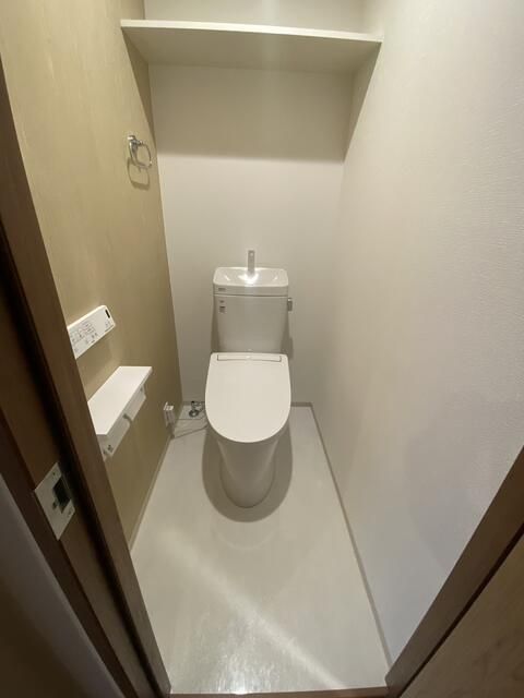 トイレ　落ち着いたトイレです
