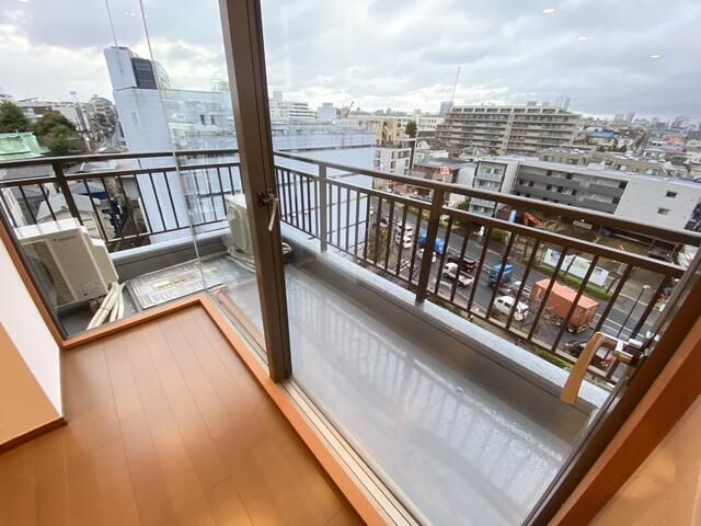 バルコニー　落ち着いた時間を過ごせるバルコニーです