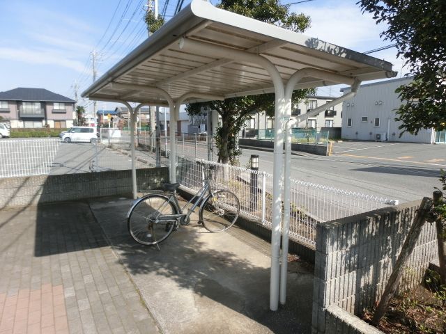 その他共有部分　敷地内の駐輪場です