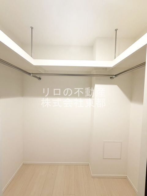 収納　奥行のあるウォークインクローゼットならお荷物多い方でも安心☆