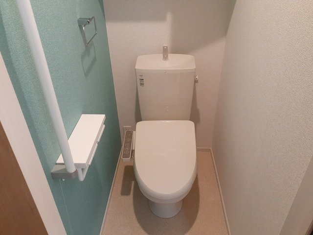トイレ　清潔感のあるトイレです