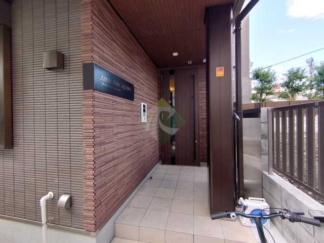 エントランス　アネシスティリオ大塚