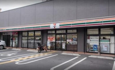 コンビニ　セブンイレブン 世田谷給田3丁目店（コンビニ）まで136m