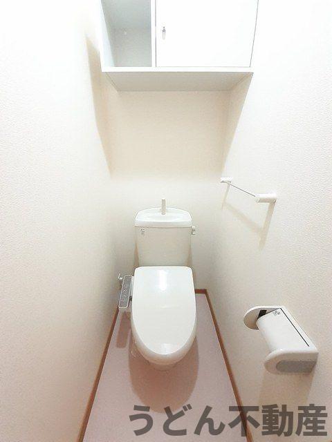 トイレ　うどん県のお部屋探しはうどん不動産へ うどんちゃんとLINE