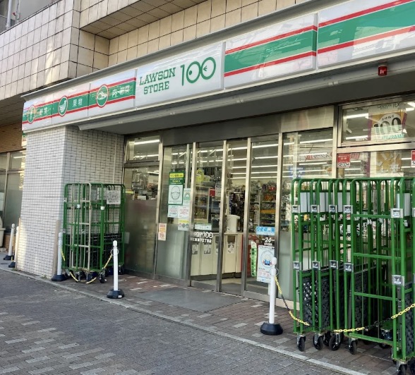 コンビニ　ローソンストア100江東森下三丁目店（コンビニ）まで98m