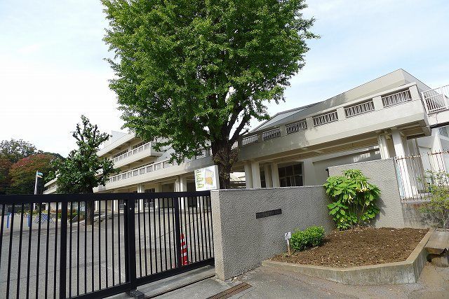 小学校　桐生市立北小学校（小学校）まで700m