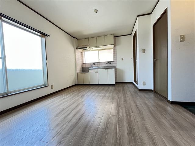 ST山本の居間写真