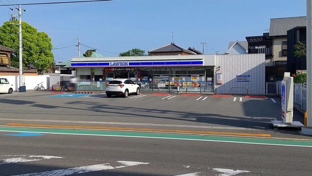 コンビニ　ローソン和歌山新堀東二丁目店（コンビニ）まで548m