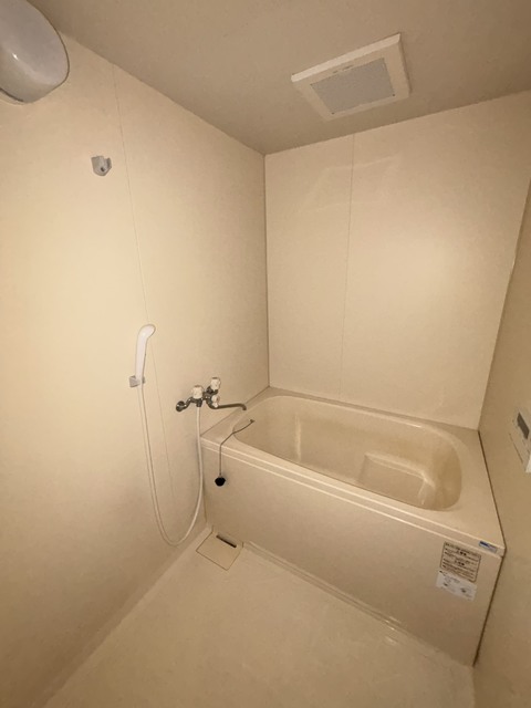 バス・シャワールーム　別部屋参考写真です