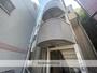 関大前駅より徒歩2分 築20年2ヶ月 3階建の賃貸物件