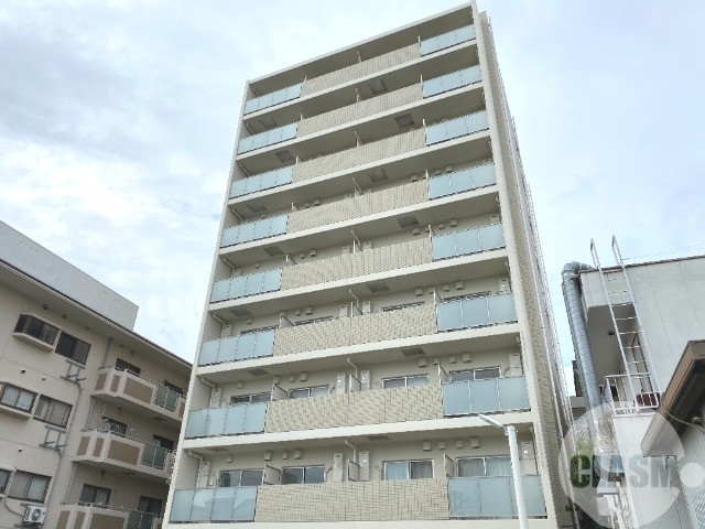 建物外観　鉄筋コンクリートマンションです♪