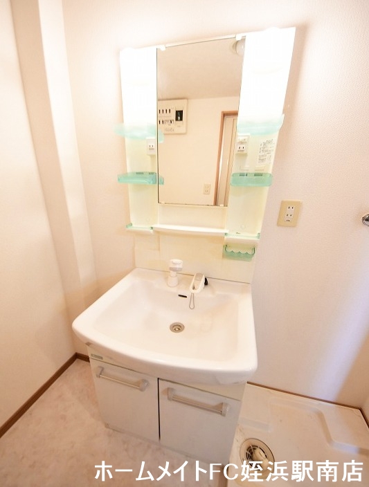 洗面設備　★シャンプードレッサーです♪★別部屋参考写真の為現状優先