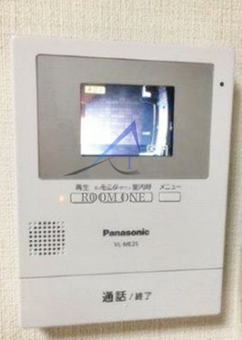 セキュリティ　モニター付きインターホンです。