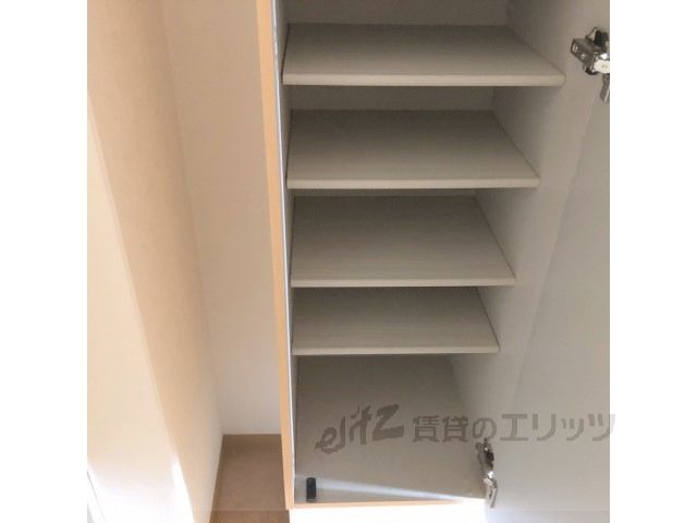その他設備　下駄箱