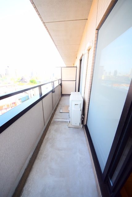 バルコニー　同物件別部屋写真