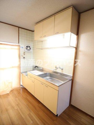 キッチン　写真は別室
