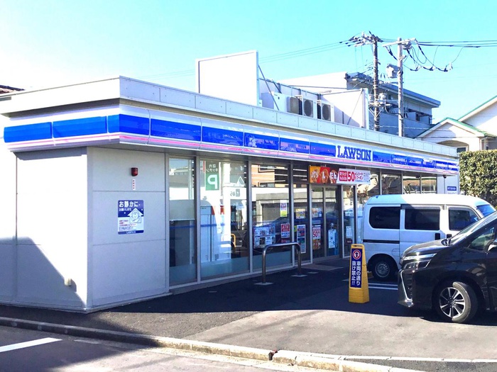 コンビニ　ローソン横浜白幡仲町店（コンビニ）まで49m