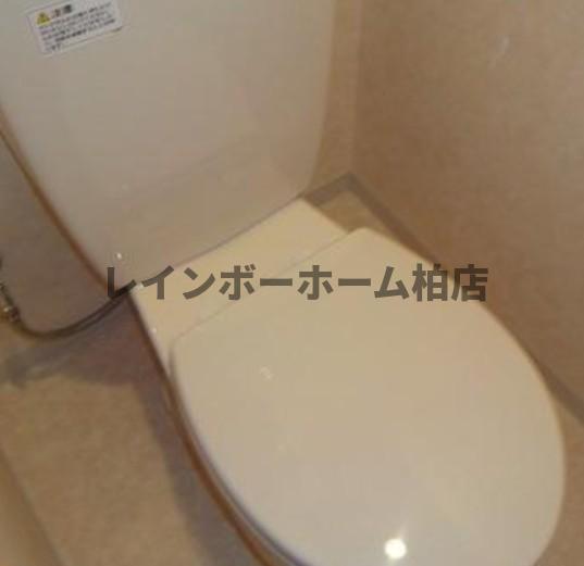 トイレ　コンパクトで使いやすいトイレです