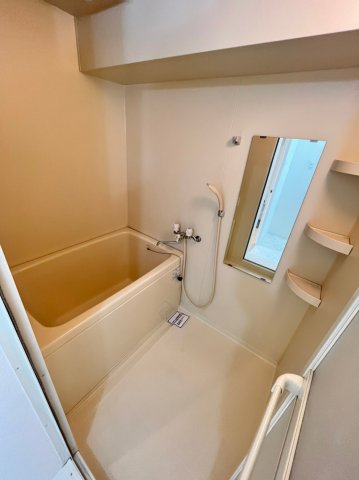 バス・シャワールーム　別号室の画像です。ご参考下さい