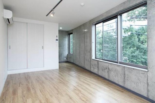 居室・リビング　きれいなお部屋です