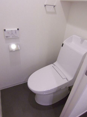 トイレ　ゆったりとした空間のトイレです