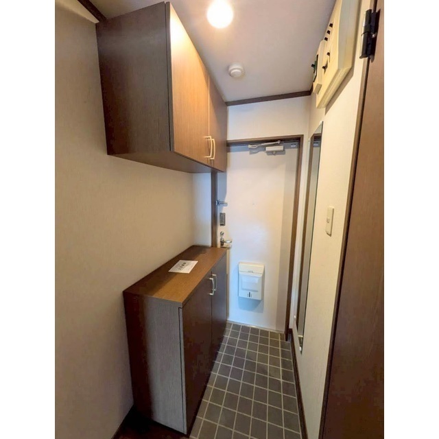 玄関　同タイプのお部屋の写真です