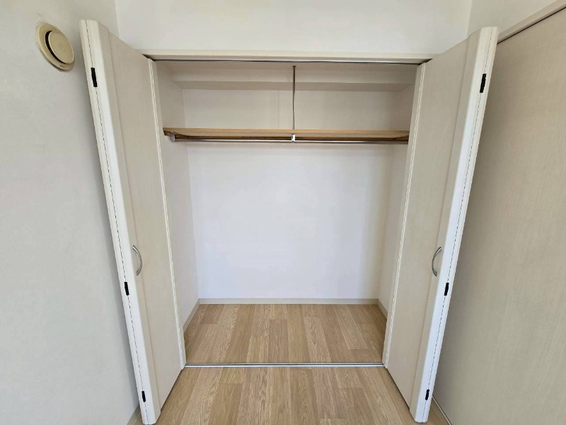 収納　クローゼット。荷物がたくさんあっても問題ないですね。