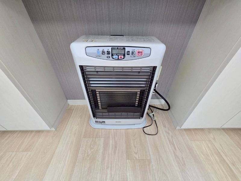 その他設備　灯油暖房です。札幌の寒い冬もこれで大丈夫！