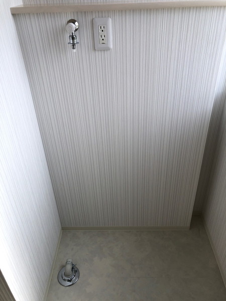 洗面設備　洗濯機置き場