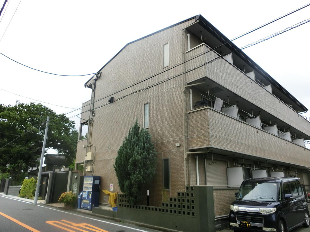 ロックアワージュ