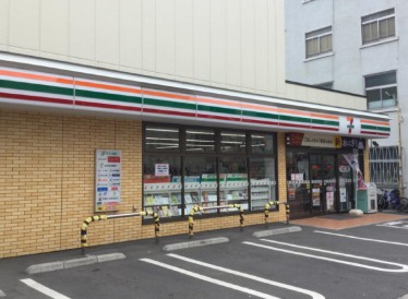 コンビニ　セブンイレブン墨田本所1丁目清澄通り店（コンビニ）まで211m