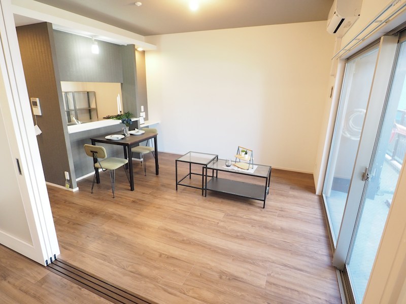 居室・リビング　リビング広々12.5帖のお部屋です。