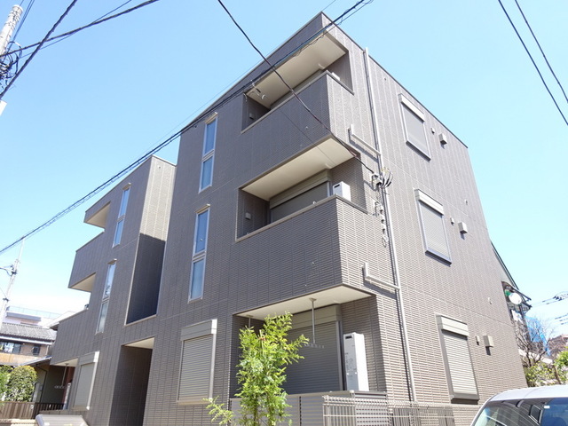 建物外観　★駅又は現地待ち合わせでのご案内が可能です★