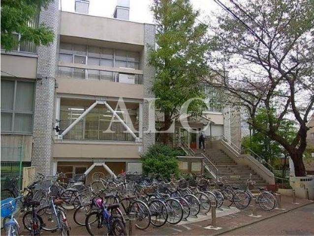 図書館　高円寺図書館（図書館）まで271m