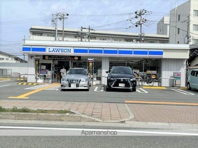 コンビニ　ローソン（コンビニ）まで597m