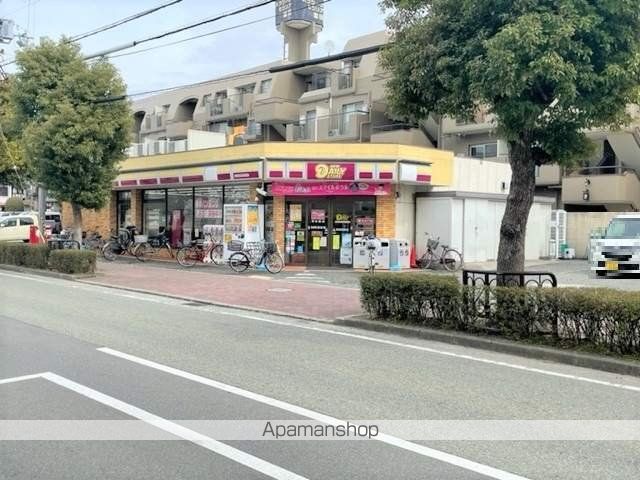コンビニ　ニューヤマザキデイリーストアー尼崎椎堂店（コンビニ）まで624m