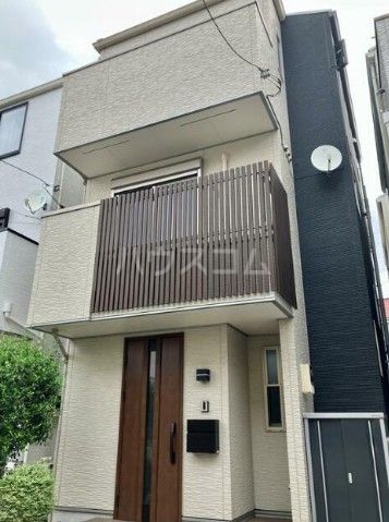 幡ヶ谷戸建の外観写真