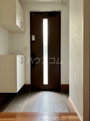 幡ヶ谷戸建の玄関写真