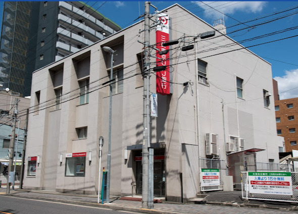 銀行　三菱UFJ銀行大曽根支店（銀行）まで231m