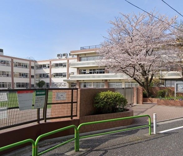 小学校　板橋区立桜川小学校（小学校）まで180m