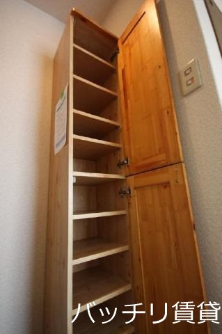 玄関　※別号室イメージの為、現状を優先致します