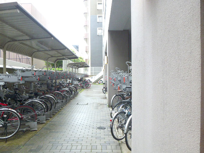 駐車場　駐輪場