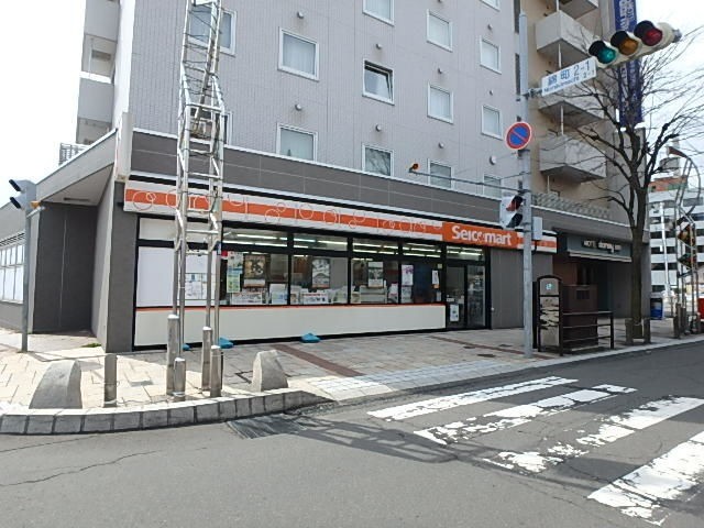 コンビニ　セイコーマートドーミーイン苫小牧店（コンビニ）まで288m