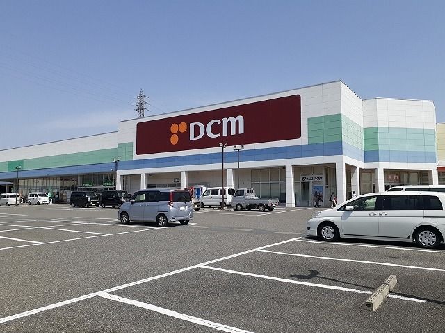ホームセンター　ＤＣＭ韮崎店（ホームセンター）まで1600m