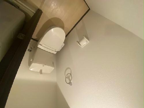 トイレ　温水便座付き