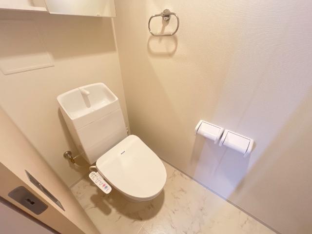 トイレ　シャワー付トイレ