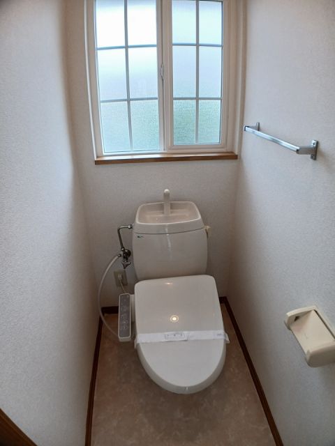 ニューコーポ小松Bのトイレ写真