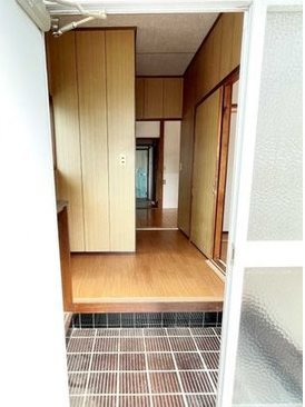粂田様貸家の玄関写真