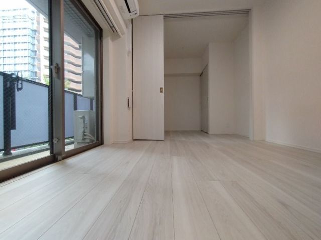 クレイシアIDZ川崎の居間写真